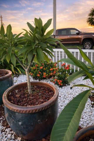 431 Hana Drive, Tiki Island, TX 77554