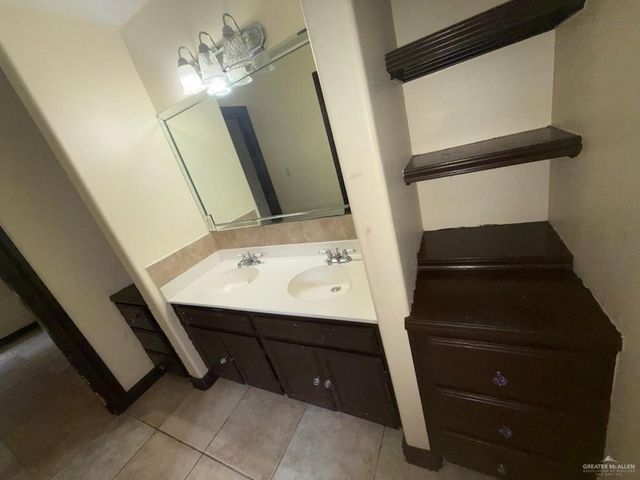 2602 Santa Esperanza Street, Mission, TX 78572