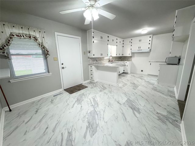 1103 Springdale Road, Ardmore, OK 73401