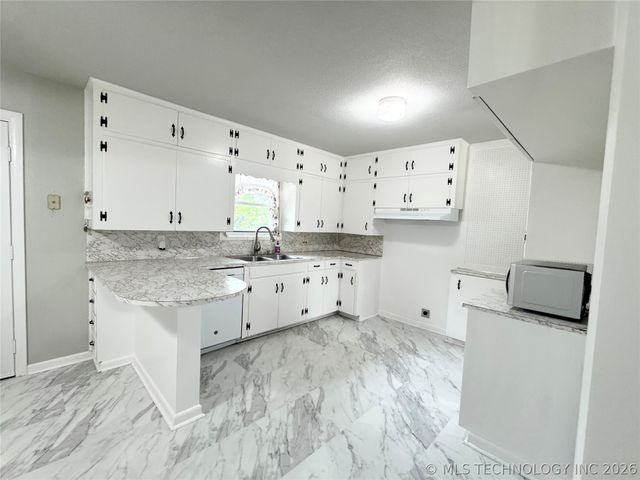 1103 Springdale Road, Ardmore, OK 73401