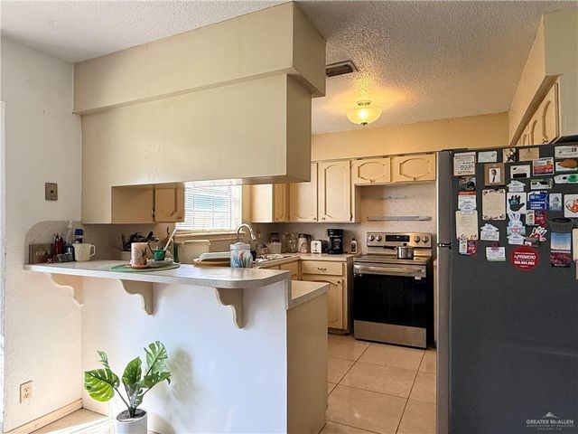 603 S Alamo Road, Alamo, TX 78516