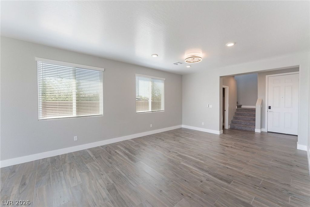 7604 Bandon Cliffs Street, North Las Vegas, NV 89084 — photo 5