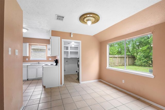 4027 Brookhead Trail, Houston, TX 77066