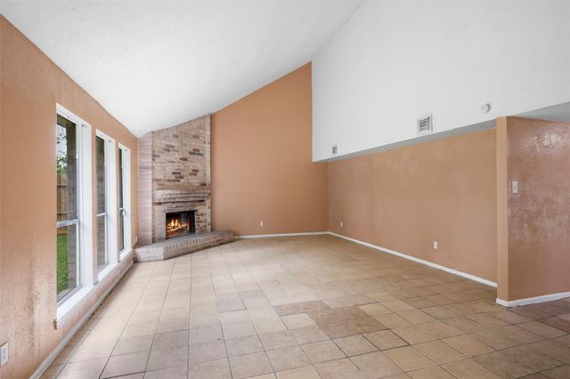 4027 Brookhead Trail, Houston, TX 77066