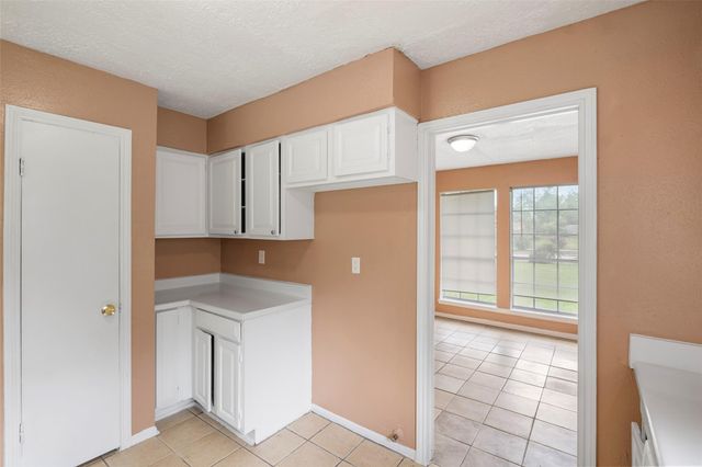 4027 Brookhead Trail, Houston, TX 77066