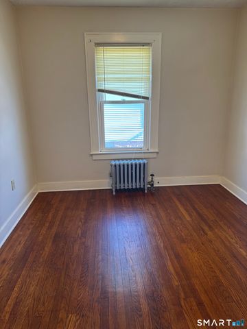 46 Denison Avenue, New London, CT 06320