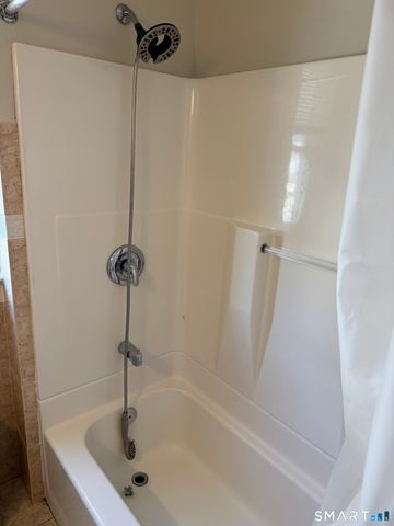 46 Denison Avenue, New London, CT 06320