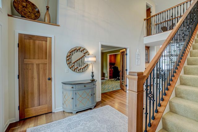 5256 Oxford Street N, Shoreview, MN 55126