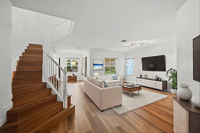 9061 Cattail Run, Parkland, FL 33076