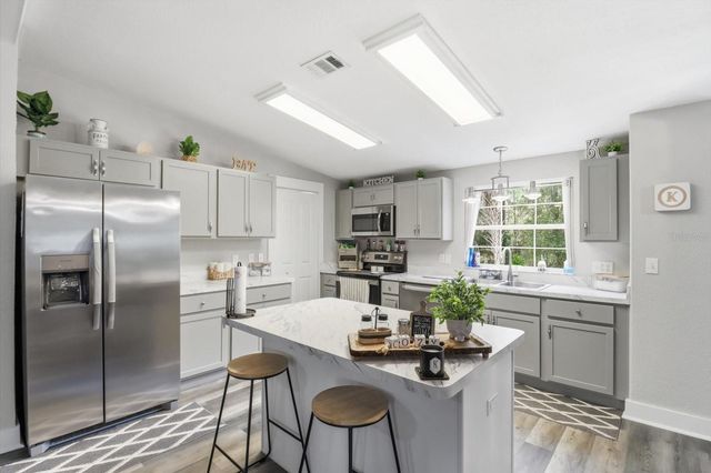 8370 N FIREFLY TERRACE, Crystal River, FL 34428