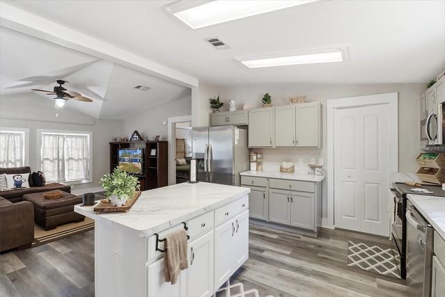 8370 N FIREFLY TERRACE, Crystal River, FL 34428