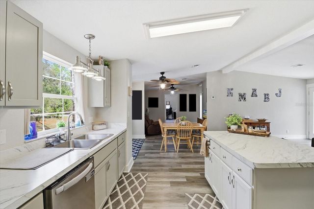 8370 N FIREFLY TERRACE, Crystal River, FL 34428