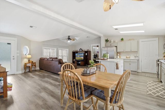 8370 N FIREFLY TERRACE, Crystal River, FL 34428