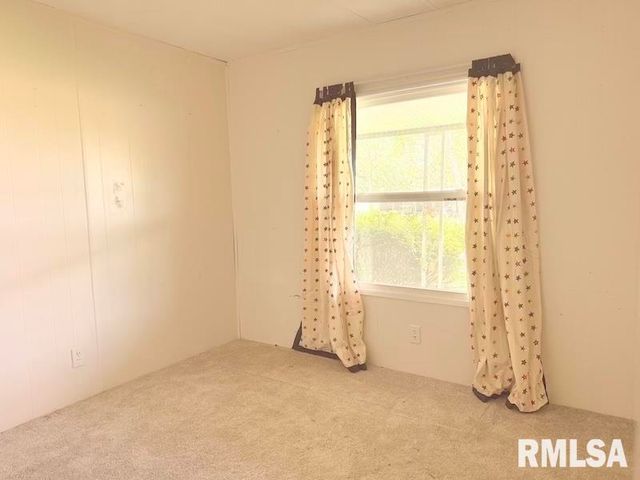 302 WHITE OAK Drive, Morton, IL 61550