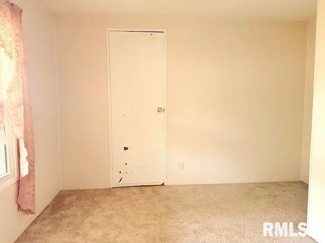 302 WHITE OAK Drive, Morton, IL 61550