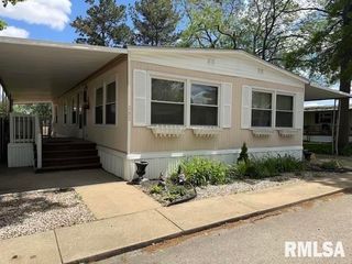 302 WHITE OAK Drive, Morton, IL 61550