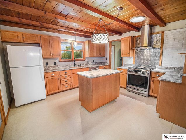 11618 N 14th Street, Raymond, NE 68428