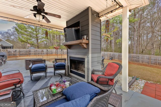 1037 Ashley Glen Drive, Williamson, GA 30292