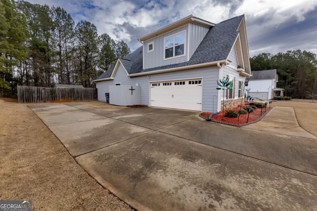 1037 Ashley Glen Drive, Williamson, GA 30292