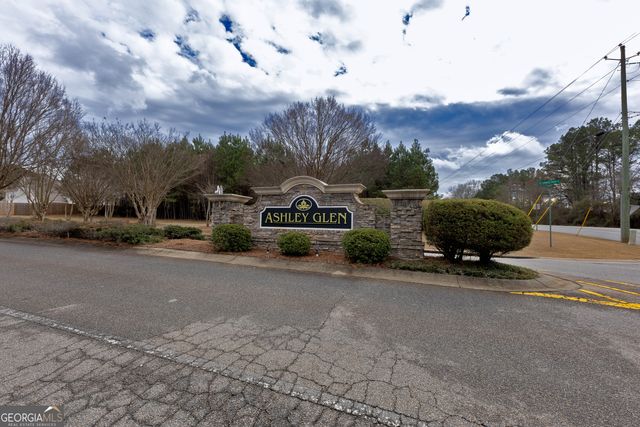 1037 Ashley Glen Drive, Williamson, GA 30292