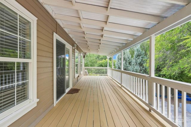 2442 W Hill Rd, Boise, ID 83702