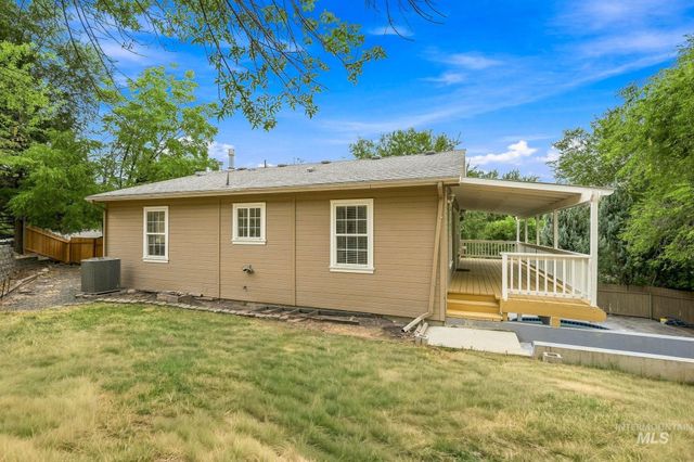 2442 W Hill Rd, Boise, ID 83702