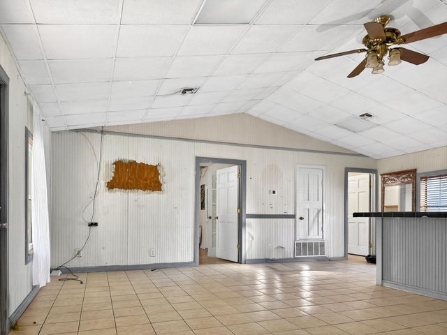 110 Red Bud, Jefferson, TX 75657