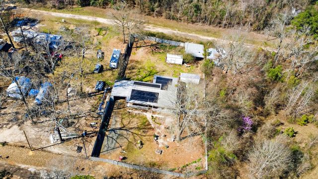 110 Red Bud, Jefferson, TX 75657