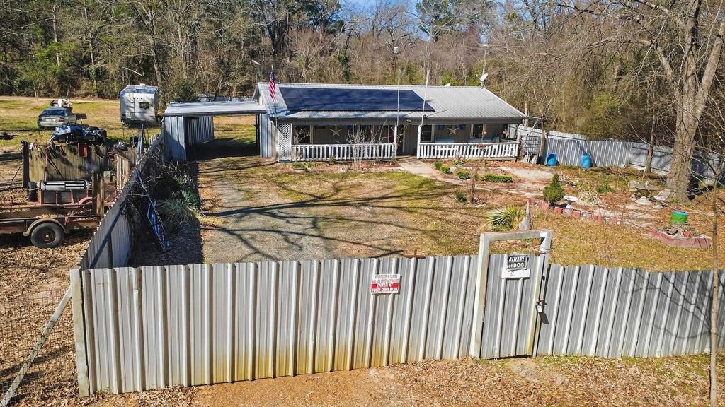 110 Red Bud, Jefferson, TX 75657