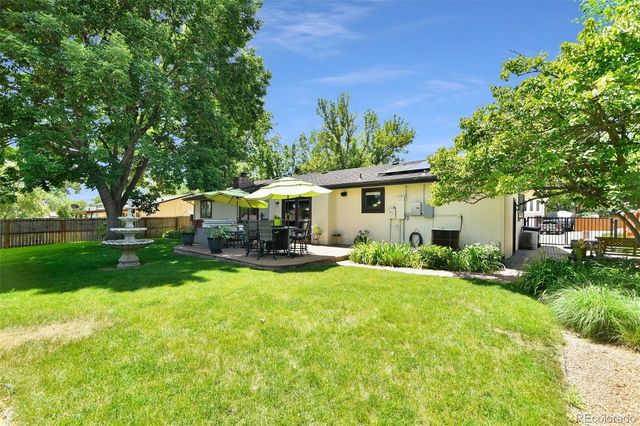 8122 Ammons Way, Arvada, CO 80005