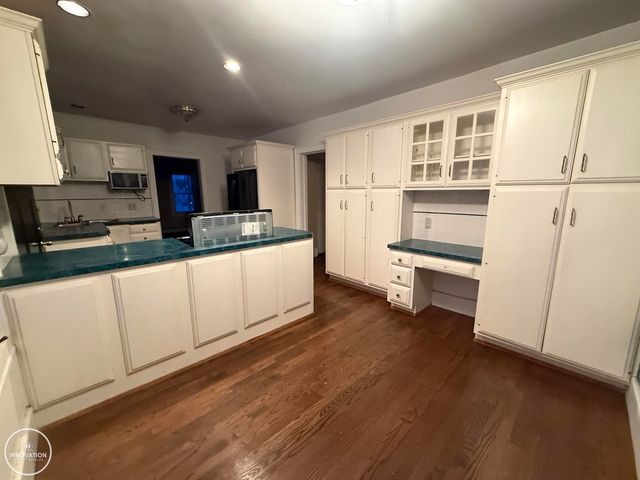 38 Owana Street, East China, MI 48054