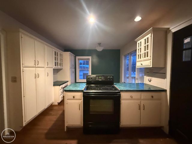 38 Owana Street, East China, MI 48054