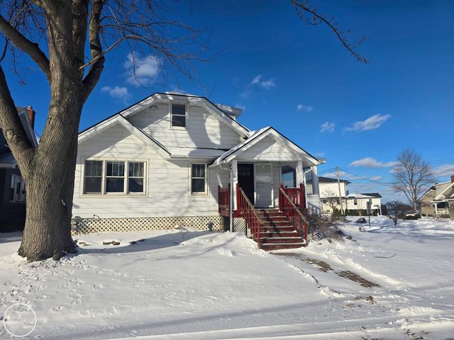 38 Owana Street, East China, MI 48054