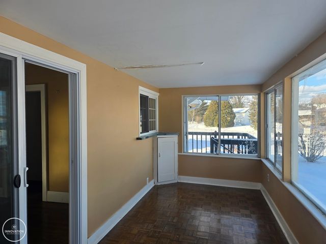 38 Owana Street, East China, MI 48054