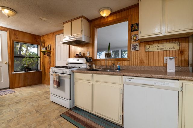 1009 Mesquite Point, Lake Bridgeport, TX 76426