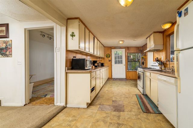 1009 Mesquite Point, Lake Bridgeport, TX 76426