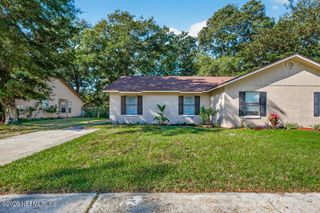 2268 CYPRESS LANDING Drive, Jacksonville, FL 32233