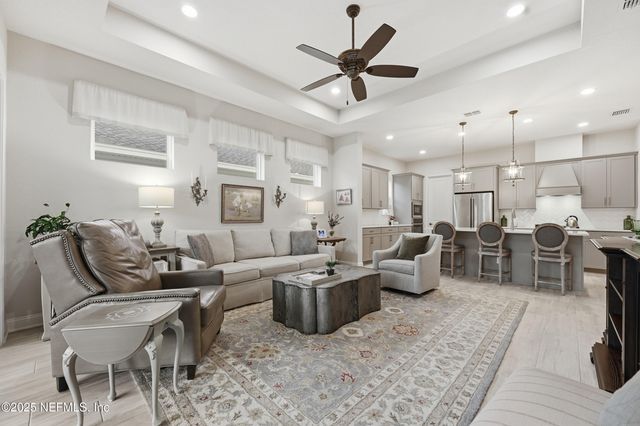 10339 INNOVATION Way, Jacksonville, FL 32256