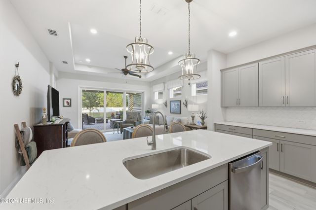 10339 INNOVATION Way, Jacksonville, FL 32256