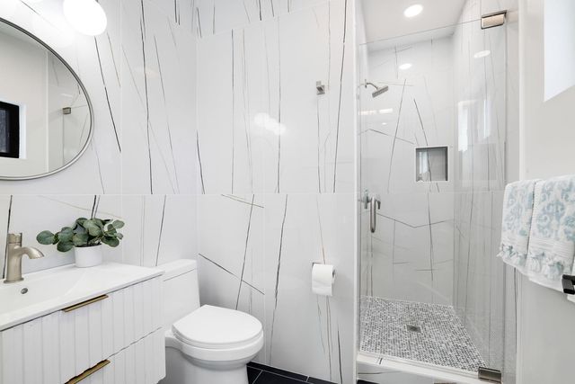 1125 Tyrol Trail, Golden Valley, MN 55416