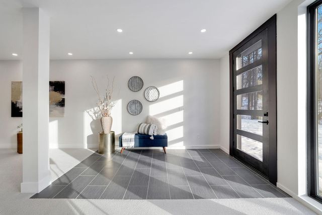 1125 Tyrol Trail, Golden Valley, MN 55416