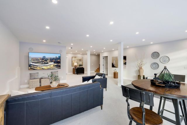 1125 Tyrol Trail, Golden Valley, MN 55416