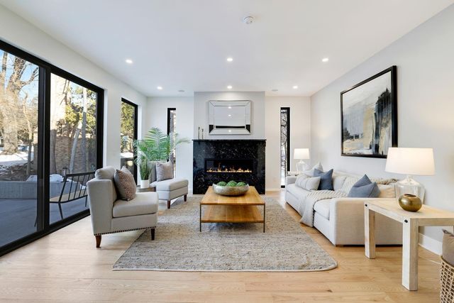 1125 Tyrol Trail, Golden Valley, MN 55416