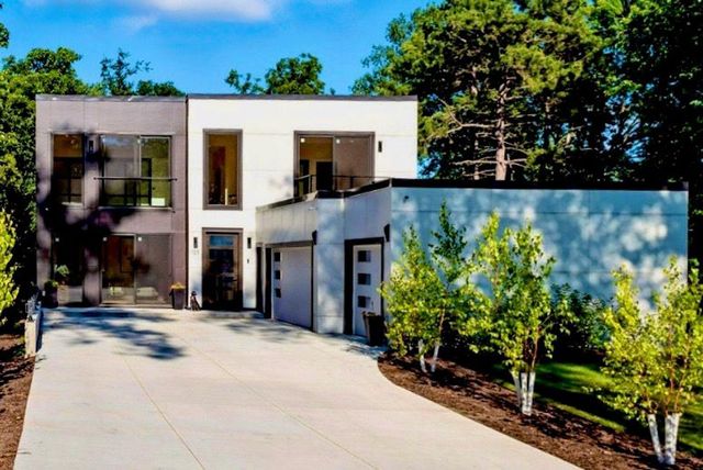 1125 Tyrol Trail, Golden Valley, MN 55416