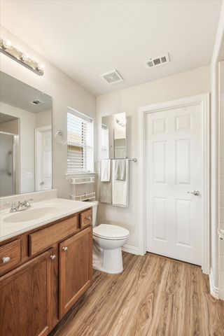 9621 Applewood Trail, Denton, TX 76207