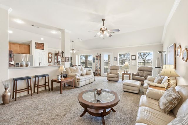 9621 Applewood Trail, Denton, TX 76207