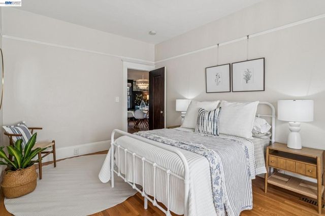 2200 San Jose Ave, Alameda, CA 94501