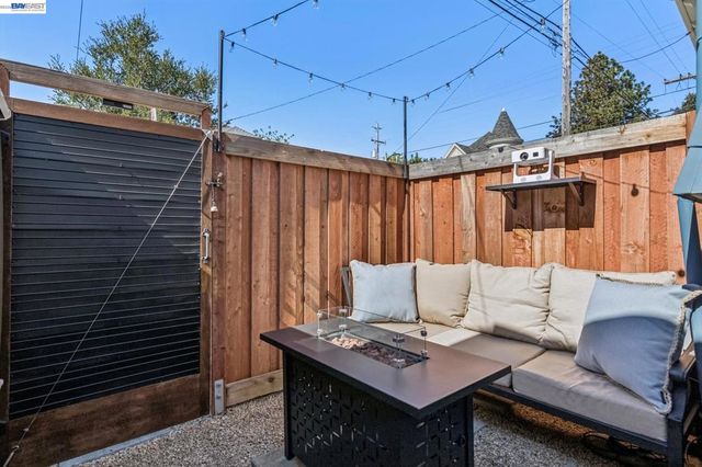 2200 San Jose Ave, Alameda, CA 94501