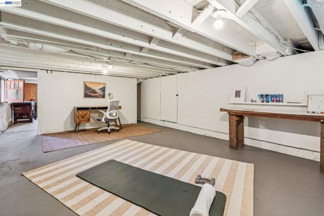 2200 San Jose Ave, Alameda, CA 94501