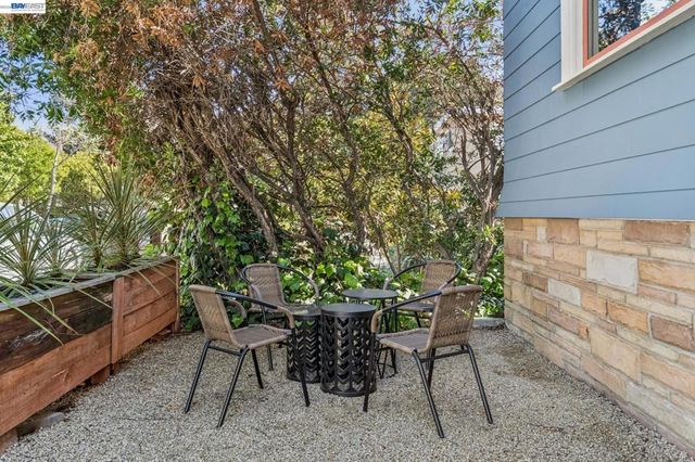 2200 San Jose Ave, Alameda, CA 94501